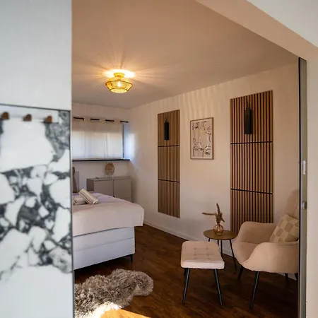 Kamo Panorama Schwarzwald - Privater Eingang & 2 Kostenlose Parkplaetze, Bis Zu 5 Personen Бюхль