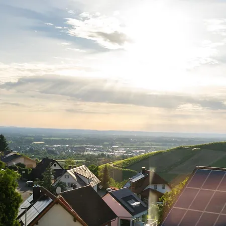 Kamo Panorama Schwarzwald - Privater Eingang & 2 Kostenlose Parkplaetze, Bis Zu 5 Personen *