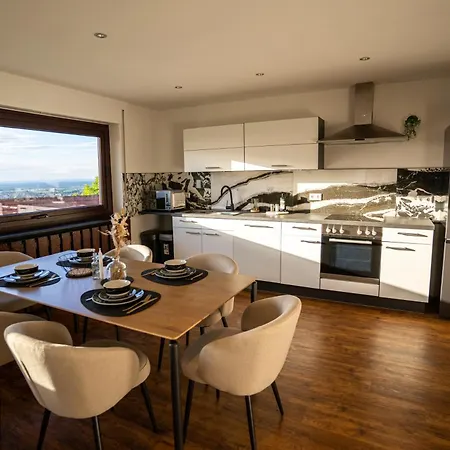 Kamo Panorama Schwarzwald - Privater Eingang & 2 Kostenlose Parkplaetze, Bis Zu 5 Personen Апартаменты *