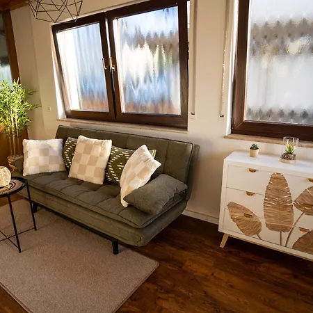 Kamo Panorama Schwarzwald - Privater Eingang & 2 Kostenlose Parkplaetze, Bis Zu 5 Personen * Бюхль